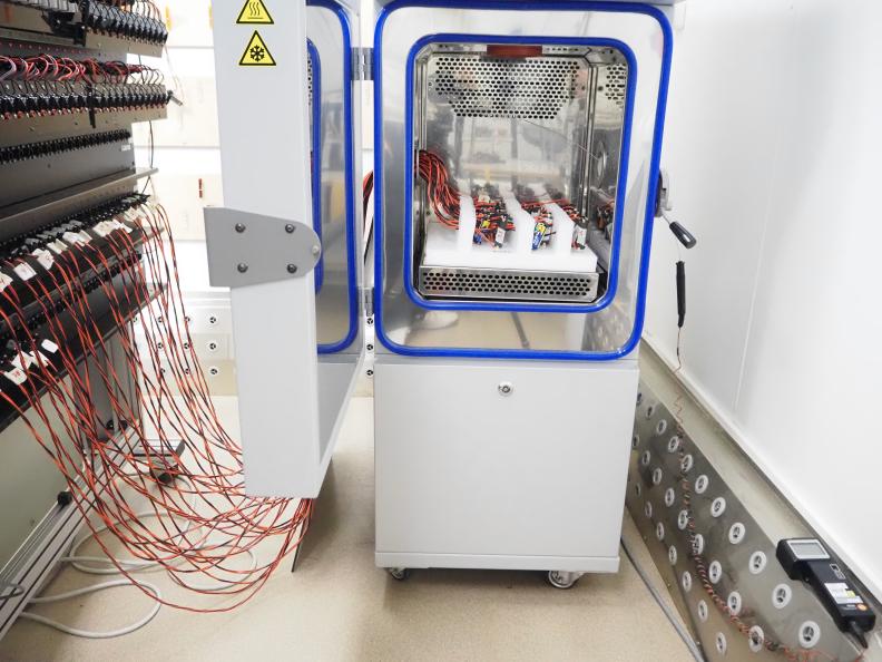 I ett avslutande moment testas batteriernas uthållighet vid en temperatur på 0°C. Foto: Intertek