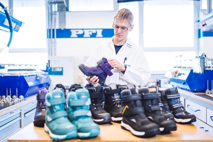 Alla produkter i testet. Foto: Moritz Dornbusch